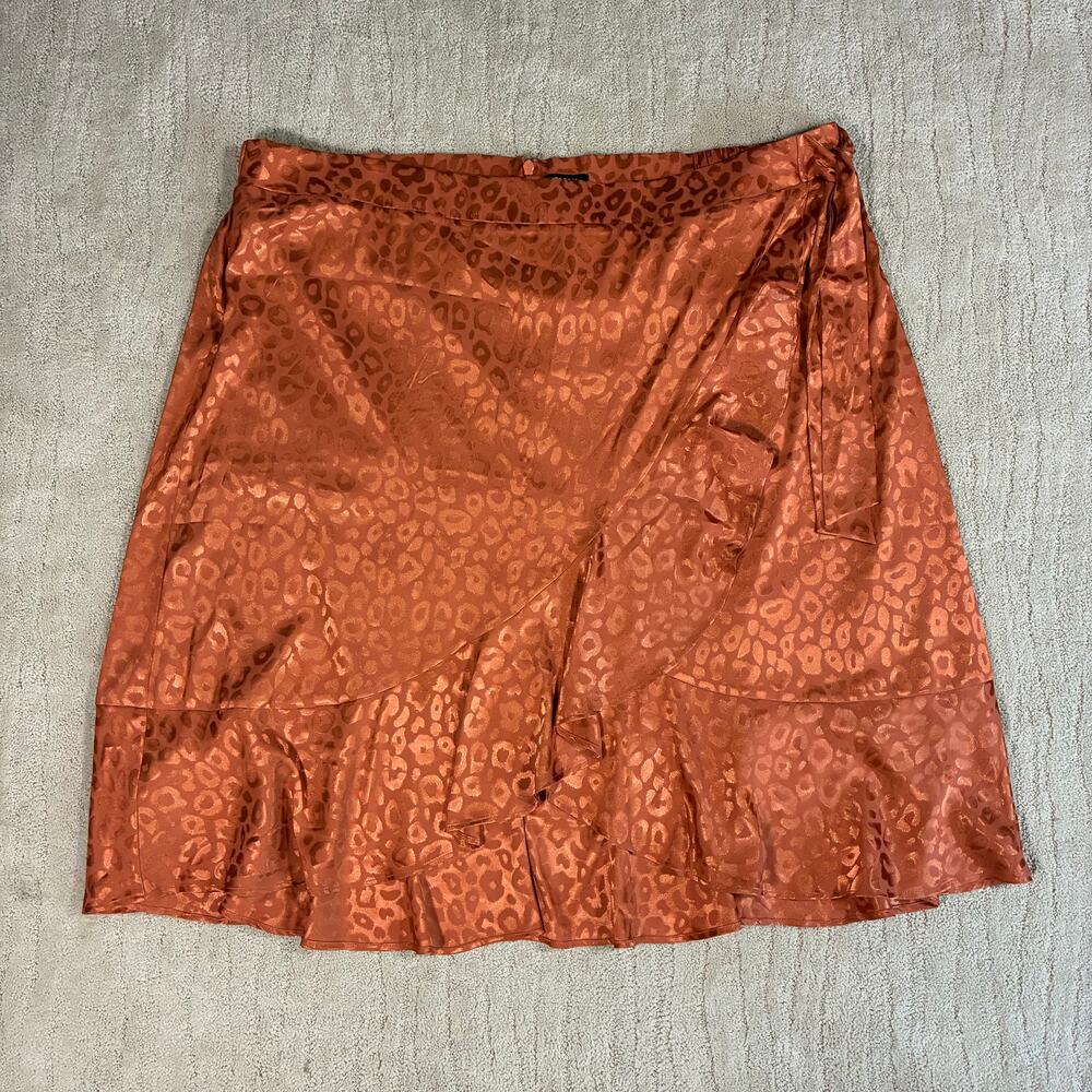 Torrid NWT Women 5X Burnt Orange Cheetah Leopard Print Short Skirt Elastic Waist